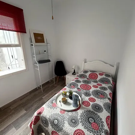 Δωμάτια σε οικογενειακή κατοικία Acogedora Privada Cerca Del Centro De