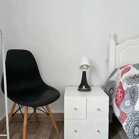 Homestay Acogedora Habitacion Privada Cerca Del Centro De Alicante